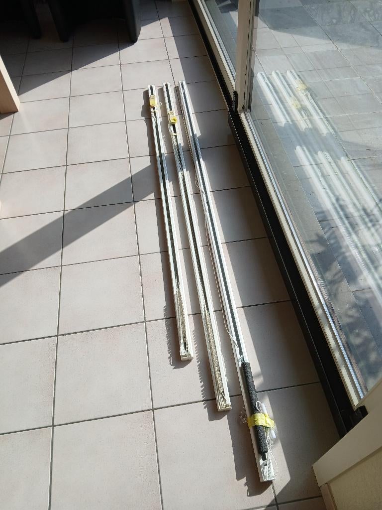 Rails voor lamellen wit, Huis en Inrichting, Stoffering | Gordijnen en Lamellen, Ophalen, Minder dan 50 cm, 200 cm of meer, Wit