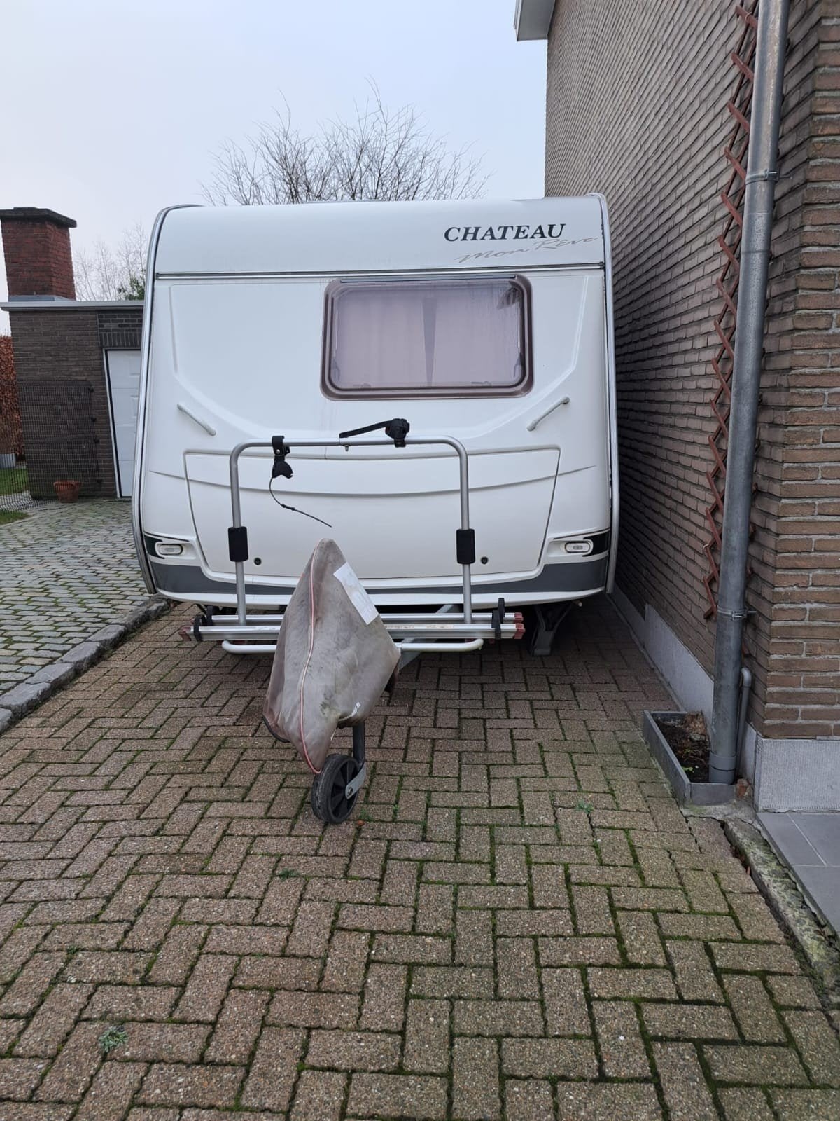 caravan chateau calista 450 2001, Caravans en Kamperen, Caravans, Particulier, Luifel, Chateau
