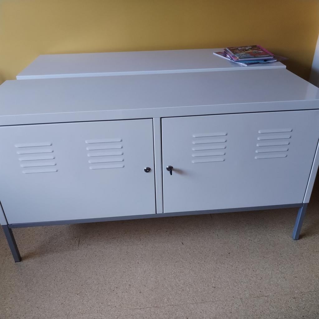 Meuble Ikea métal blanc, Maison & Meubles, Armoires | Casiers, Enlèvement
