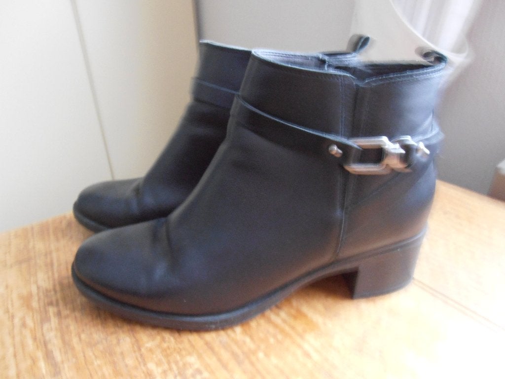 Enkel botjes, Cypres, Comme neuf, Enlèvement, Boots et Botinnes