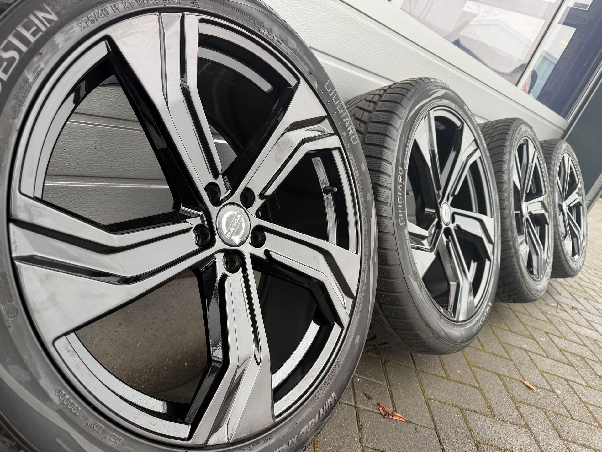 Set 21 inch Volvo XC90 XC60 EX90 PHEV R-line velgen banden, -, 275 mm, -, Banden en Velgen