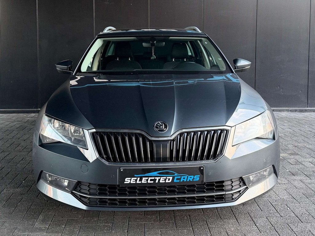 Skoda Superb SW 1.6 CR TDi Corporate Plus Edition DSG, Automaat, USB, Stof, Gebruikt