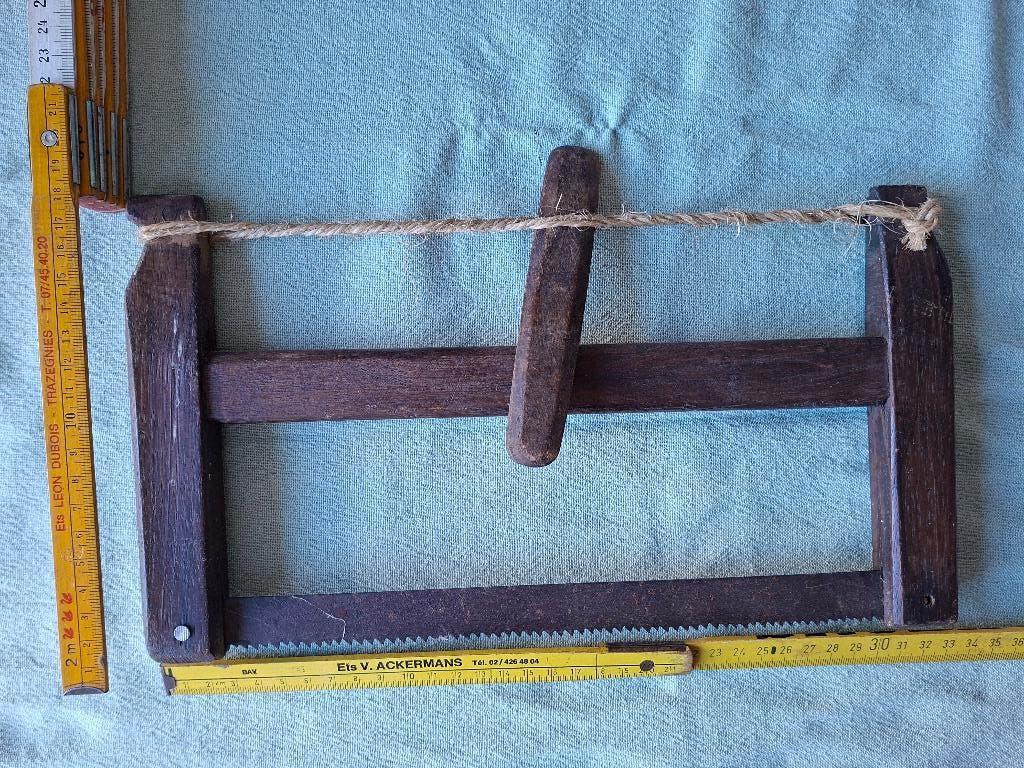 Scie ancienne cadre en bois (nr2), Enlèvement