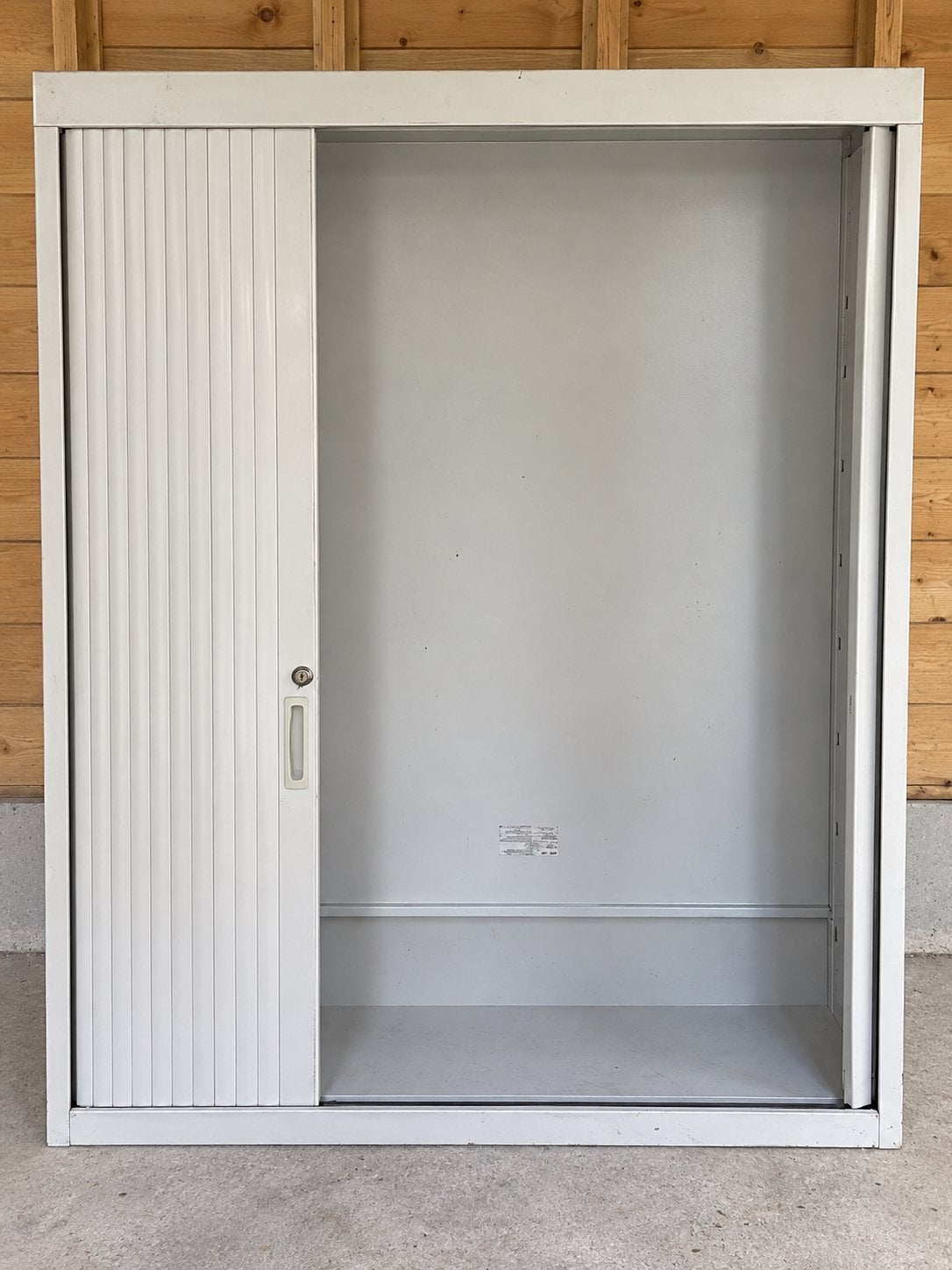 2 armoires metalliques avec planches 240 pour les 2, Maison & Meubles, Enlèvement, Comme neuf