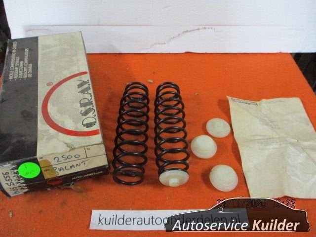 Hulpveren set Misubishi Galant 1977-1980 28C03 OSRAV, Auto-onderdelen, -, Nieuw, Ophalen of Verzenden, Mitsubishi