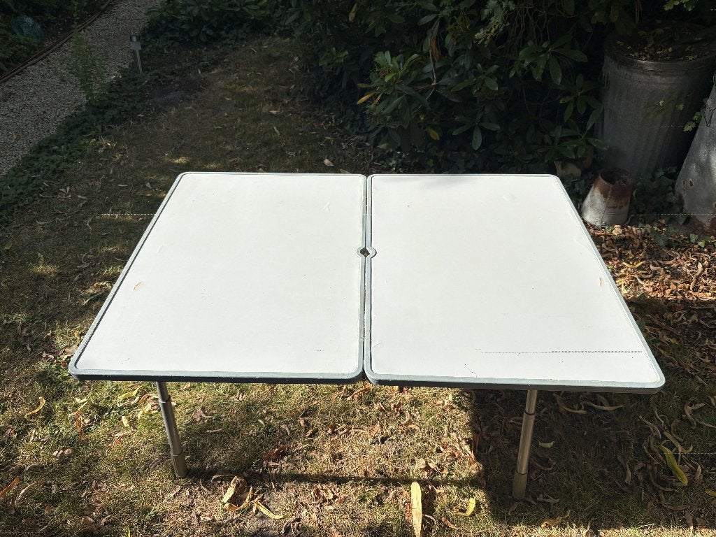 Stevige kampeertafel – 115 x 80 cm, Caravans en Kamperen, Ophalen, Gebruikt, Campingtafel