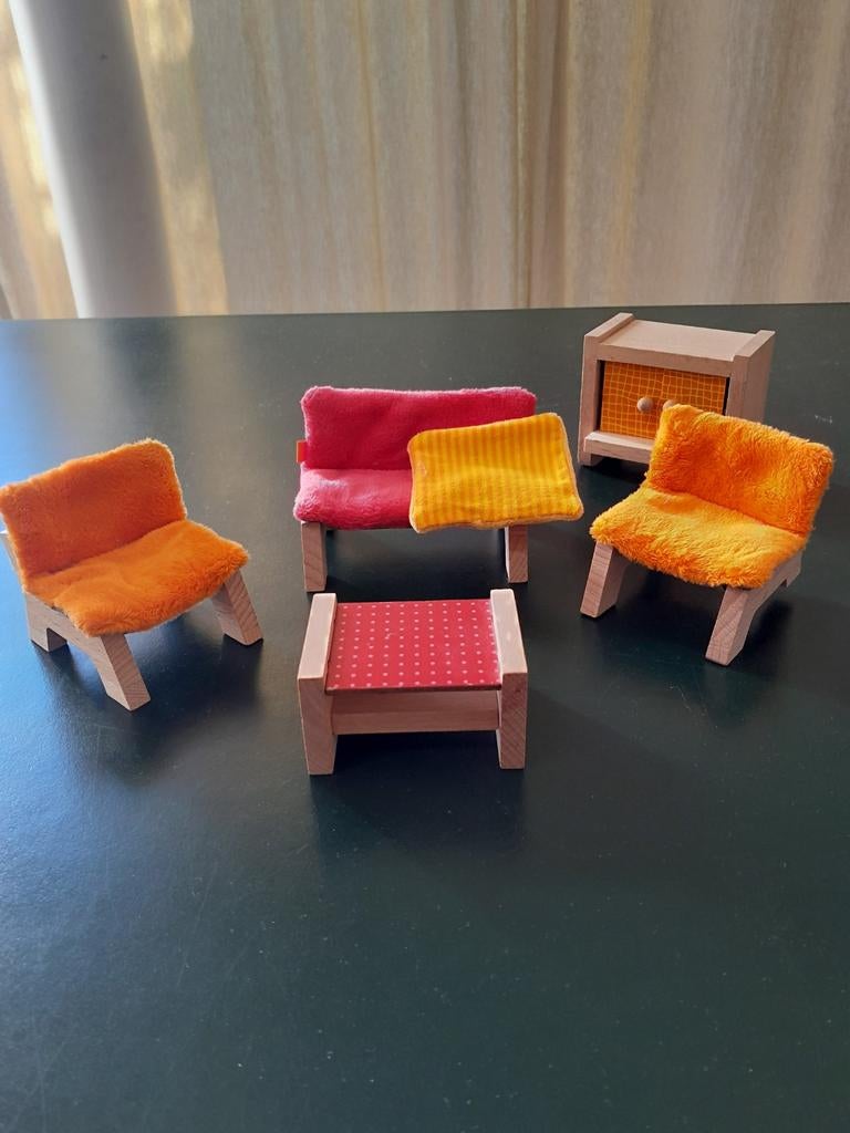 Haba zegeltjes, tafeltje en kastje., Verzamelen, Ophalen of Verzenden, Poppenhuis