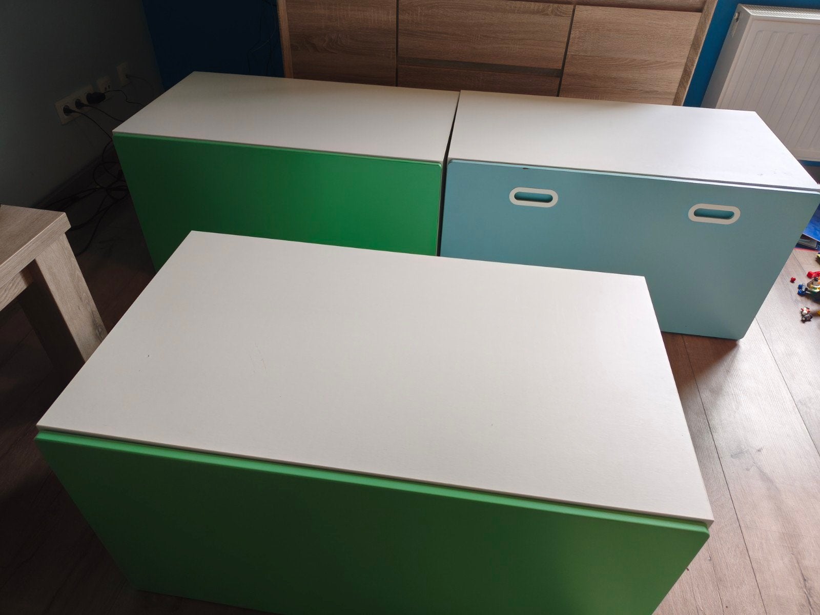 Ikea speelgoedkist, Ophalen