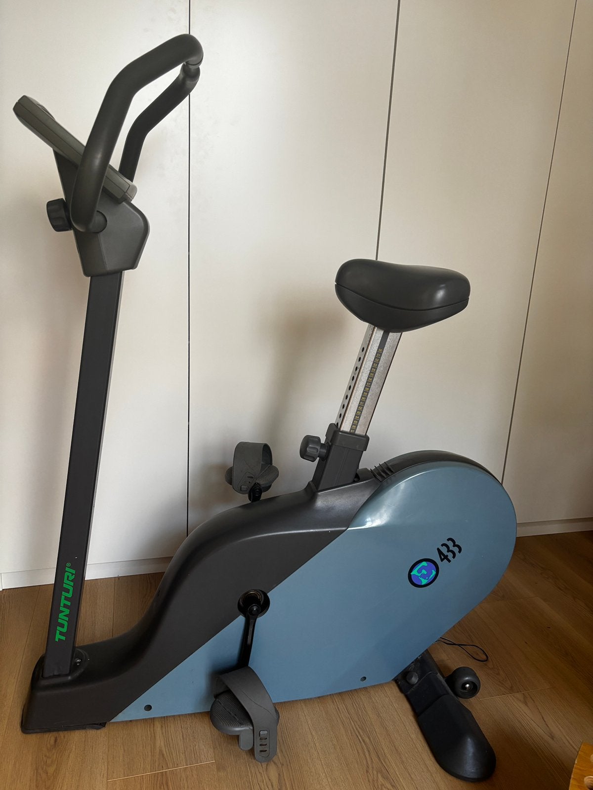 Vélo Tunturi E430 intérieur, Jambes, Enlèvement, Utilisé, Vélo d'appartement