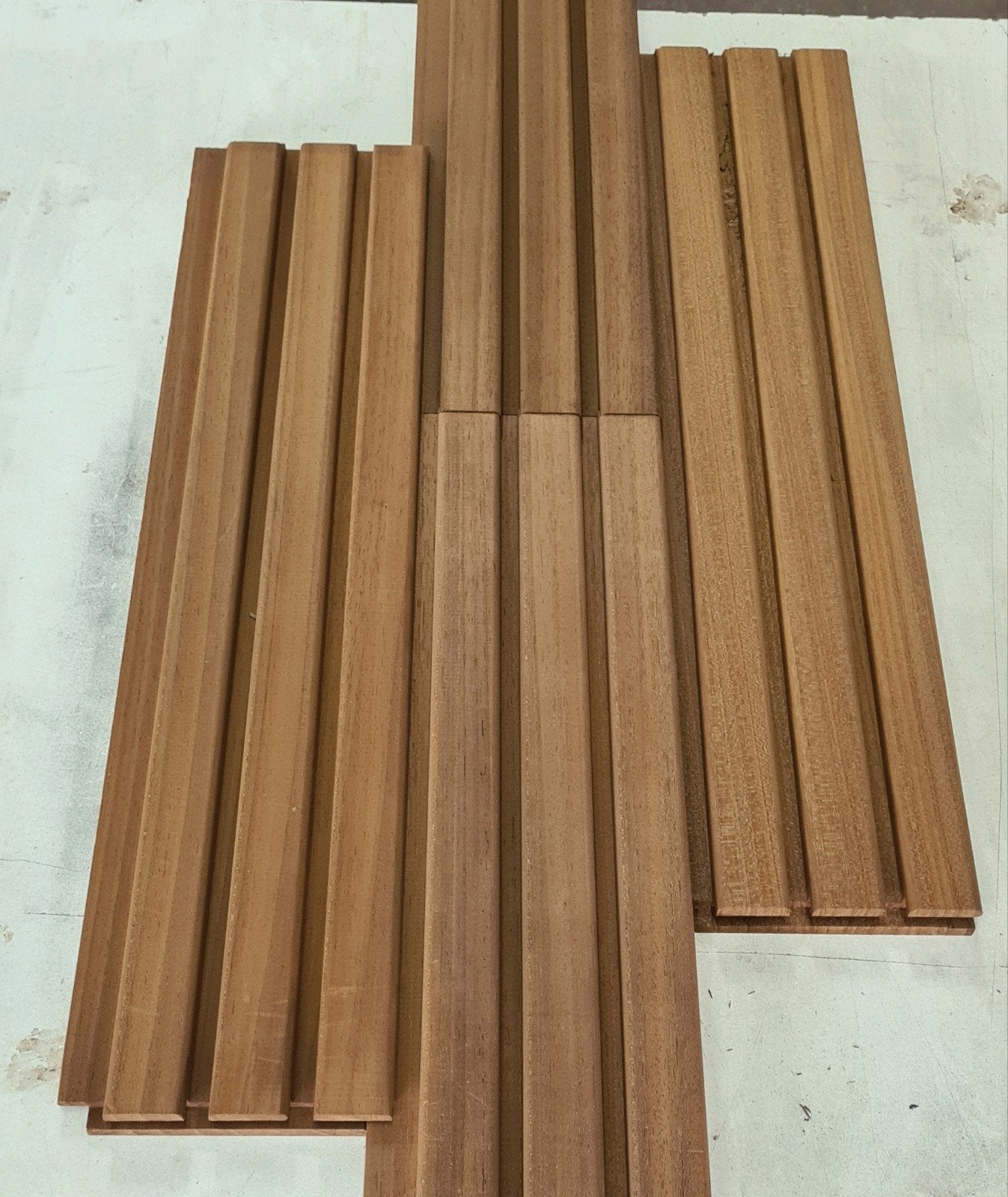 Profilés de façade Ayous Tripple — Thermowood 29,99 €/m2, Bricolage & Construction, Bois & Planches, Neuf, Planche, Autres essences de bois