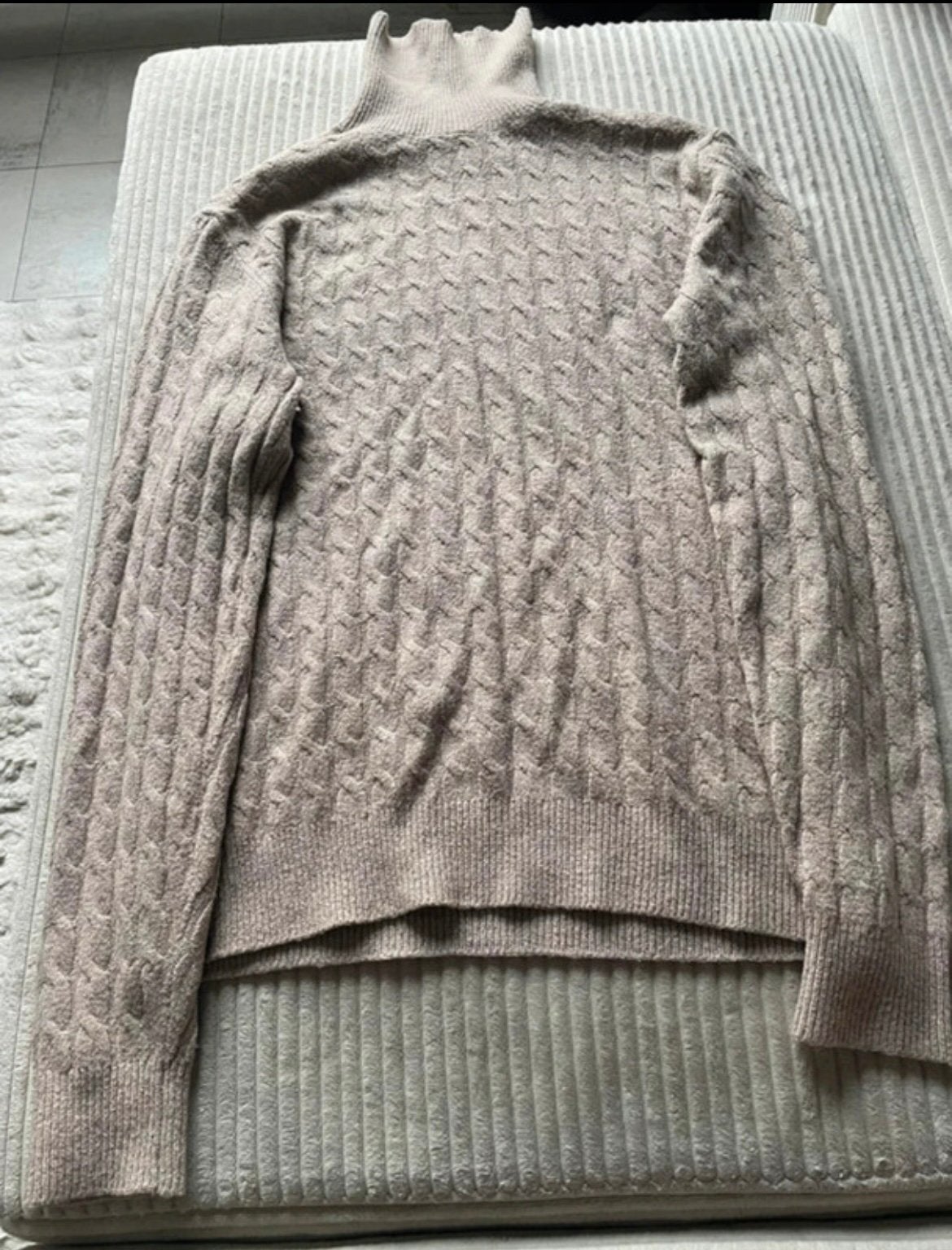 Pull beige col montant torsadé, Enlèvement ou Envoi, Comme neuf, Taille 46 (S) ou plus petite, Beige