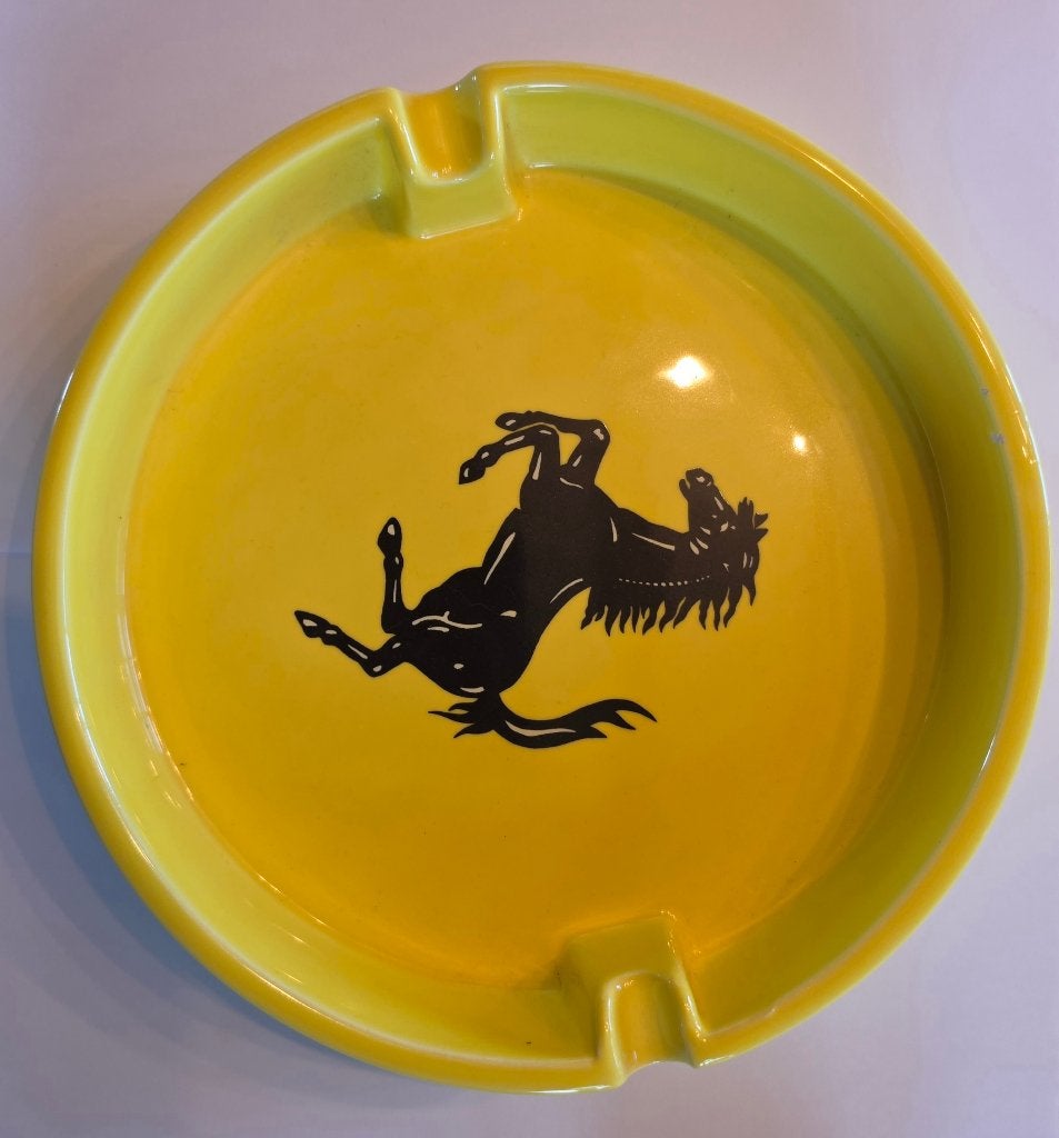 Cendrier Ferrari Bitossi jaune caramel - Fabriqué en Italie, Collections, Enlèvement ou Envoi, Utilisé, Voitures