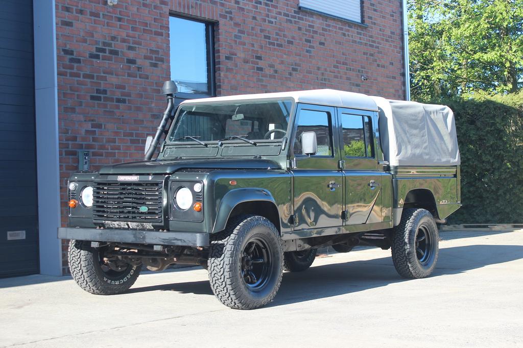 Land Rover Defender 130 S // TD5 15P // LOW KM, Auto's, 5 deurs, Airconditioning, Te koop, Groen