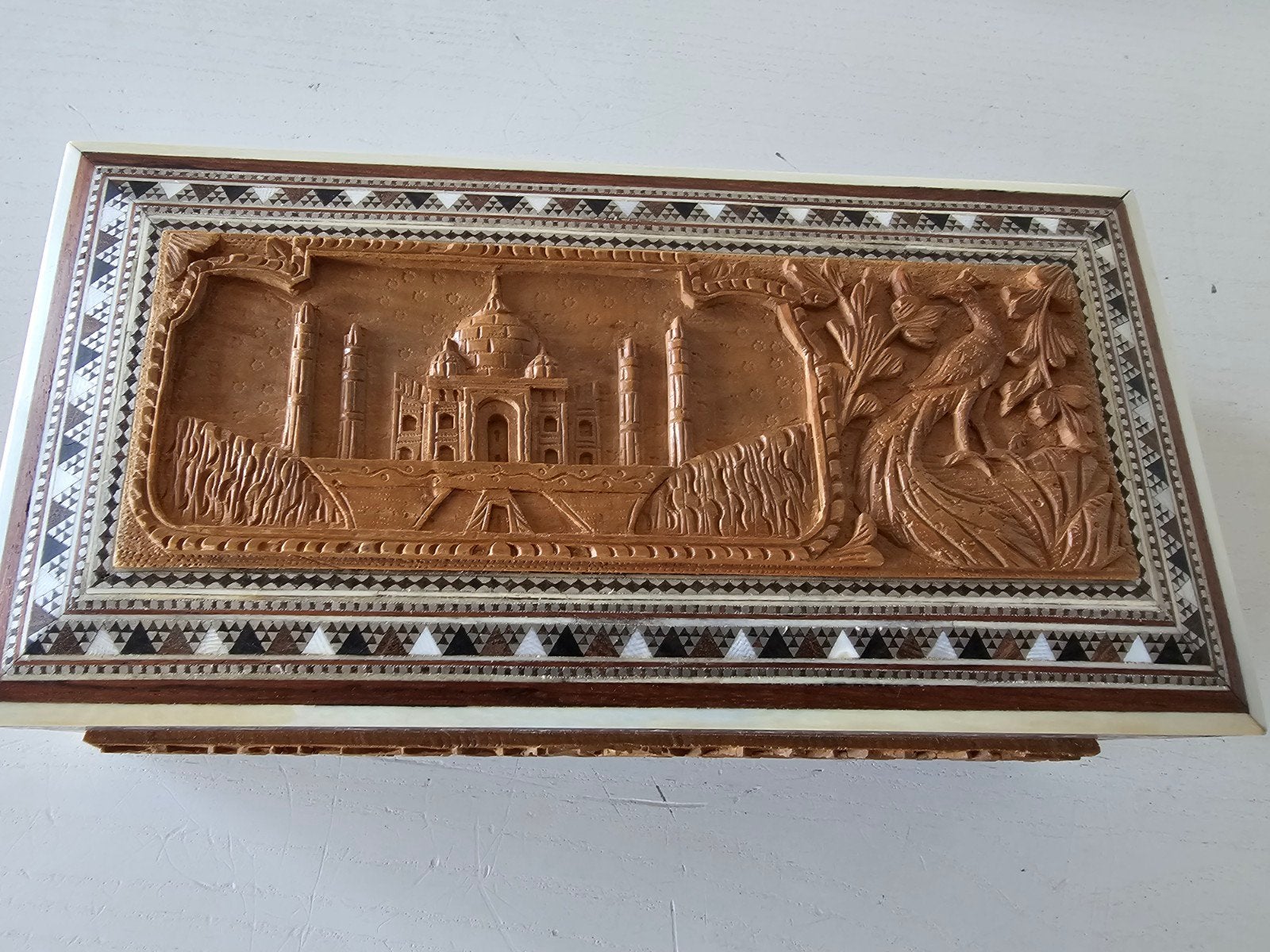 boîte en bois faite à la main en provenance d'Inde, boîte à, Enlèvement