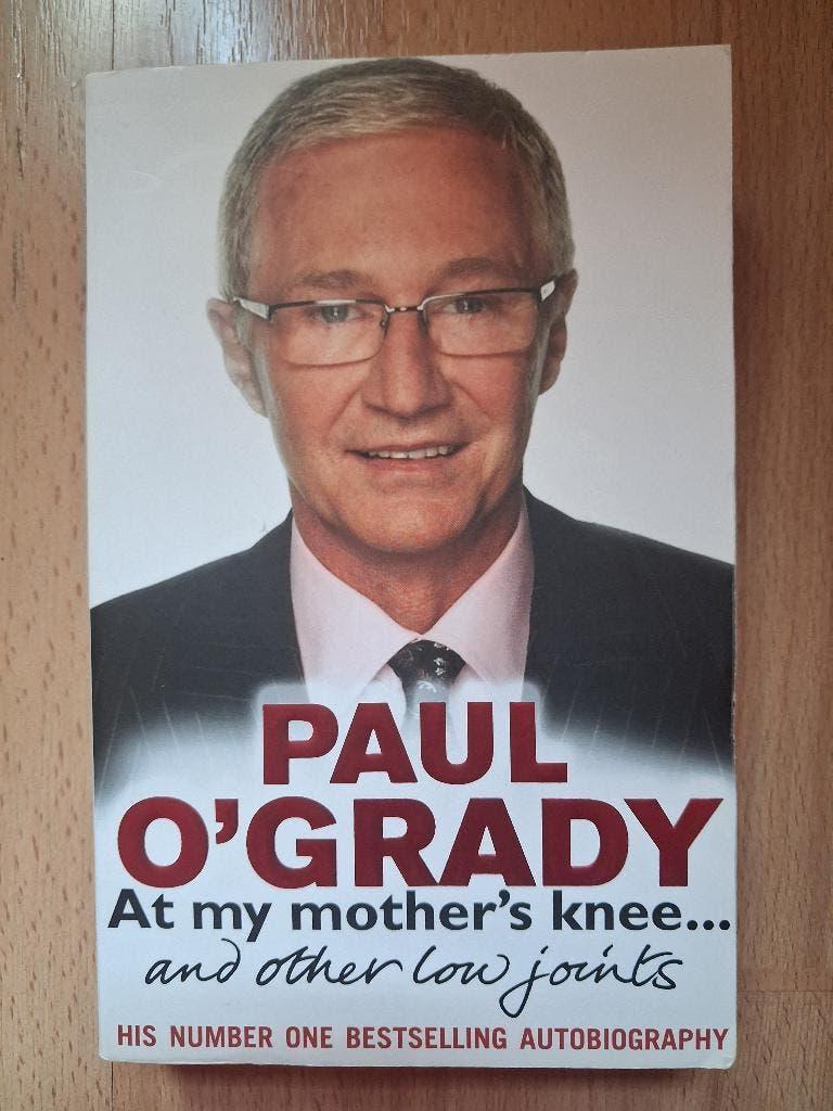 PAUL O'GRADY - AT MY MOTHER'S KNEE ...- ENGELS, Livres, Biographies, Cinéma, TV et Média, Enlèvement ou Envoi