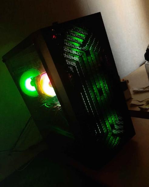 Gaming pc GOOD kwaliteit, Computers en Software, Desktop Pc's, Ophalen, Virtual Reality, Intel, Intel Xeon