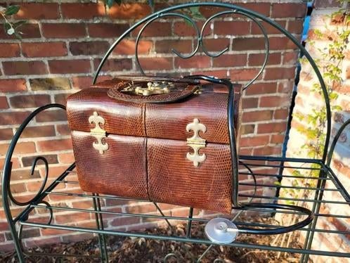 Antiek lederen dokterstasje met stethoscoop, Ophalen of Verzenden