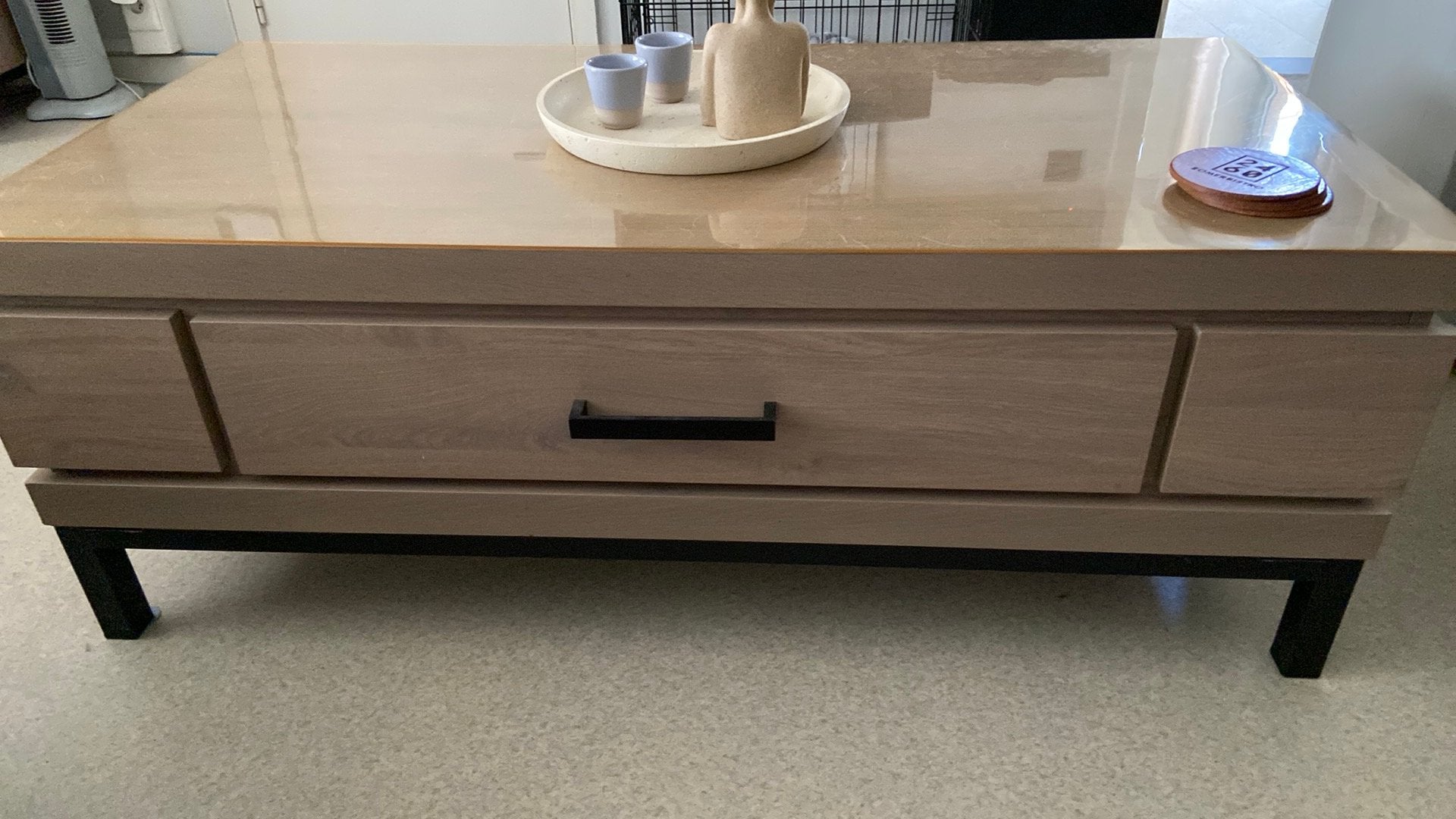 Salon tafel te koop in goede staat met 1grote schuif, Huis en Inrichting, Ophalen, Zo goed als nieuw, Rechthoekig