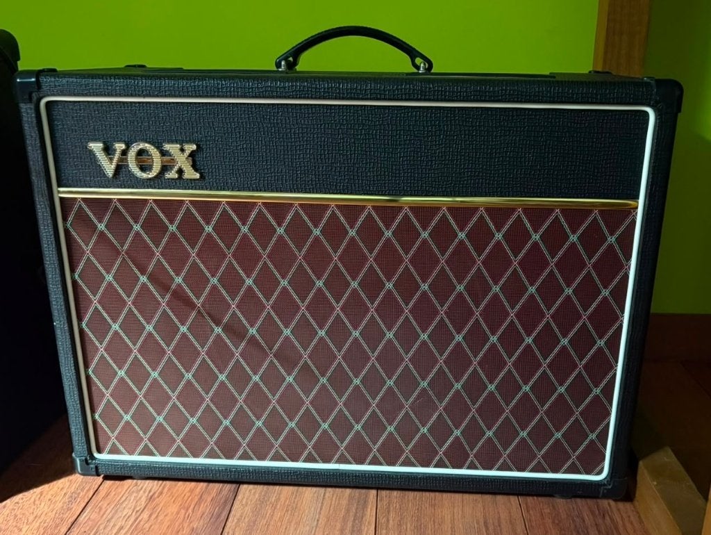 Ampli guitare VOX 15W 50/60 Hz 100 W, Musique & Instruments, Amplis | Basse & Guitare, Enlèvement, Comme neuf, Guitare, 50 à 100 watts