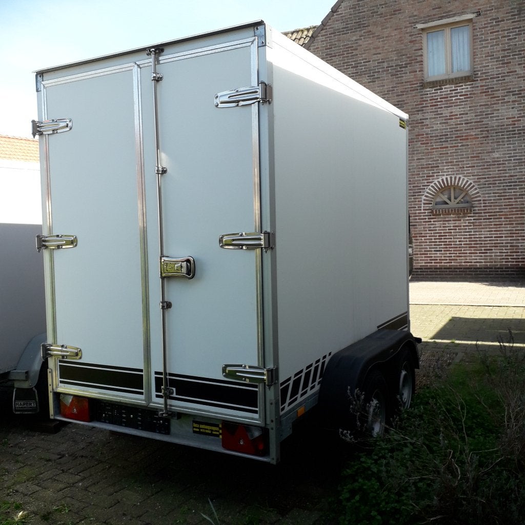gesloten aanhangwagens roca, Ophalen, Zo goed als nieuw