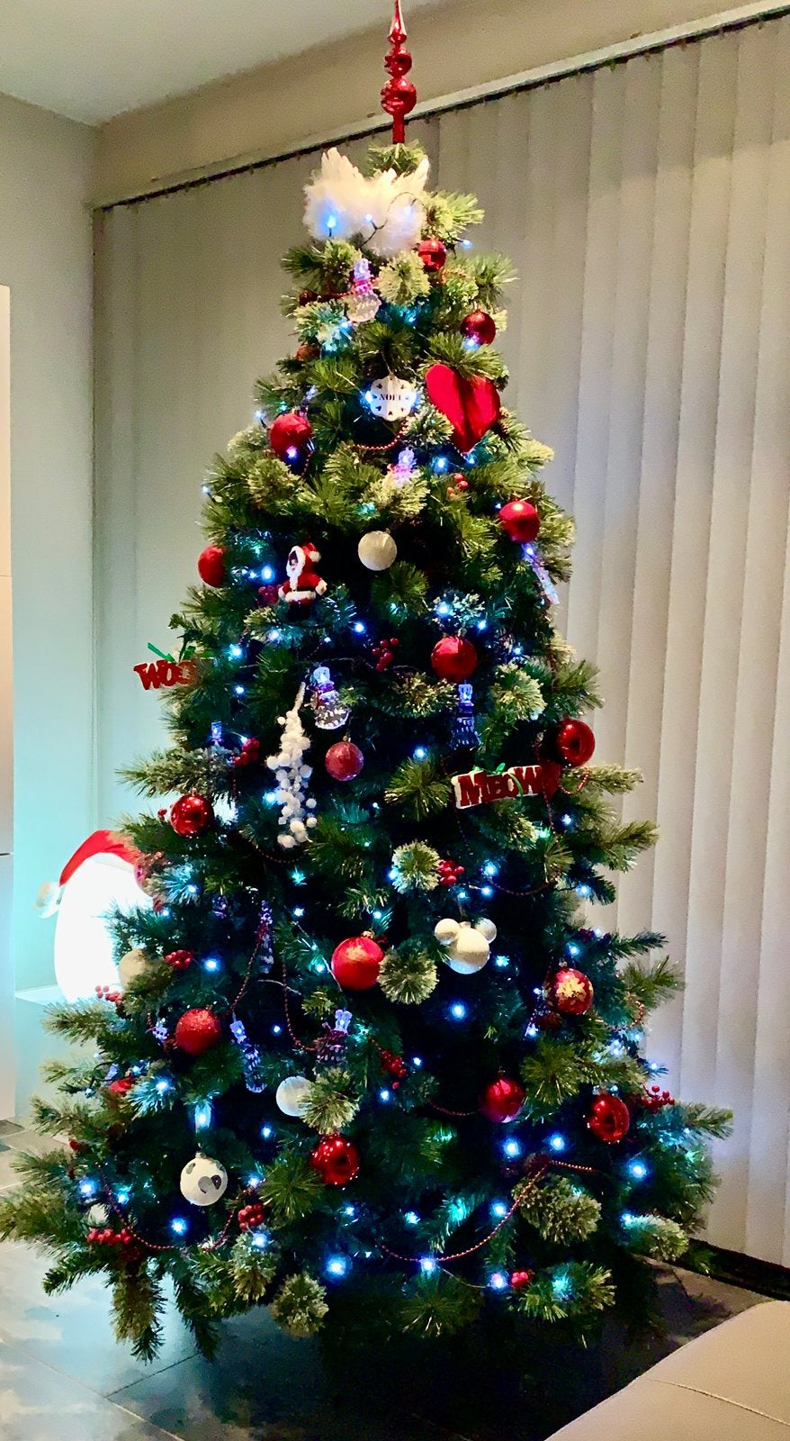 TEKOOP wegens verhuis: Grote Kerstboom + 7 dozen versiering, Ophalen, Gebruikt