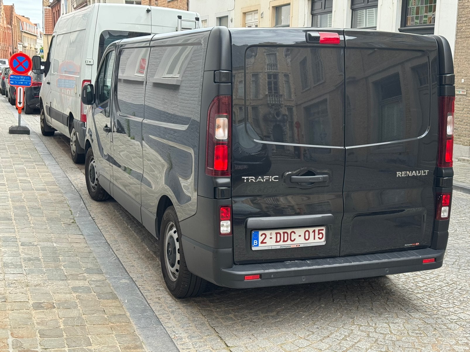 Renault Trafic L2H1 170 EDC Automaat – 02/2023 – 28.000 km, Autos, 188 g/km, Achat, Réception radio numérique, Euro 6