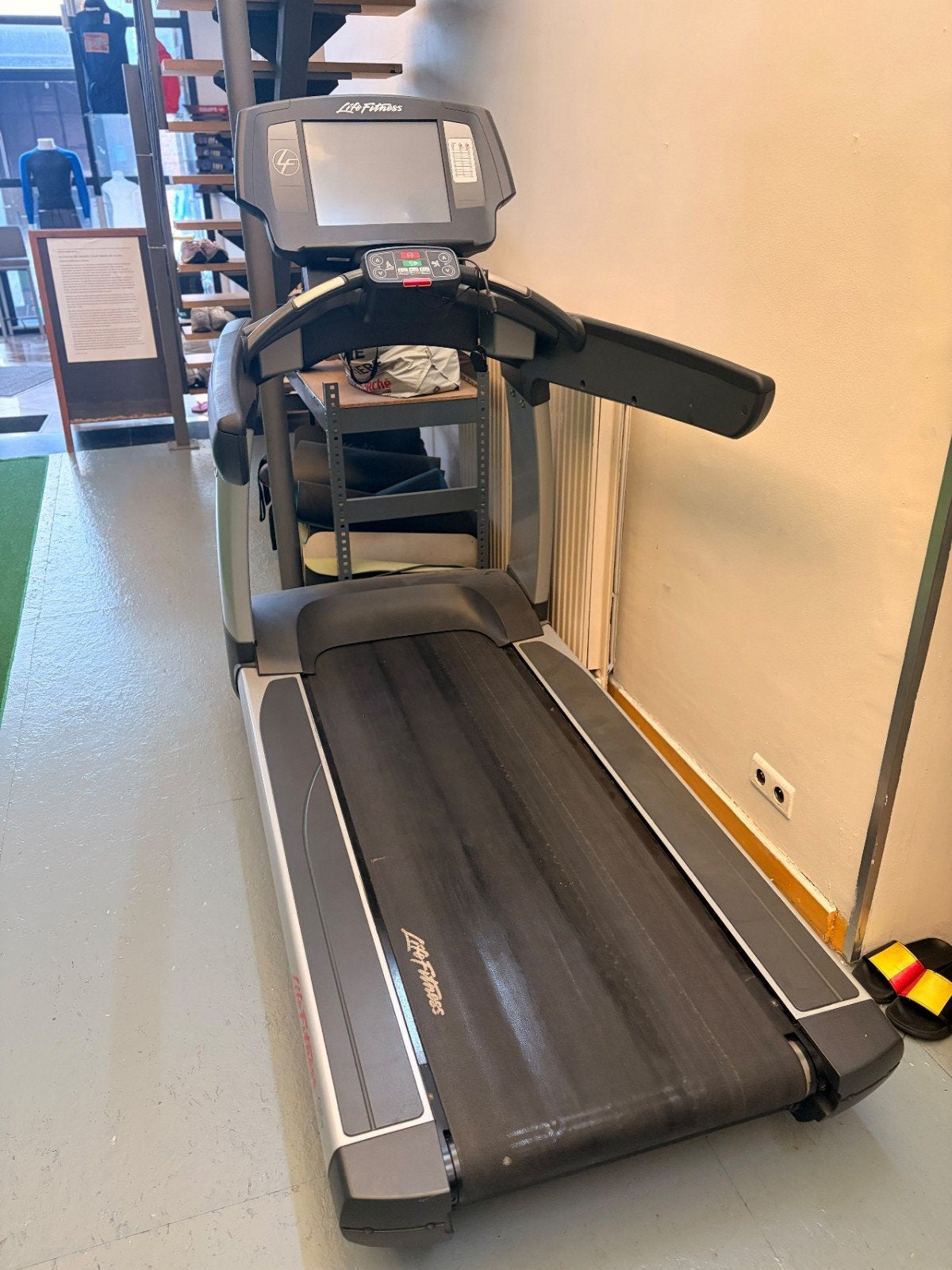 Tapis roulant inclinable - Life Fitness 95T, Sports & Fitness, Tapis roulant, Aluminium, Enlèvement, Utilisé