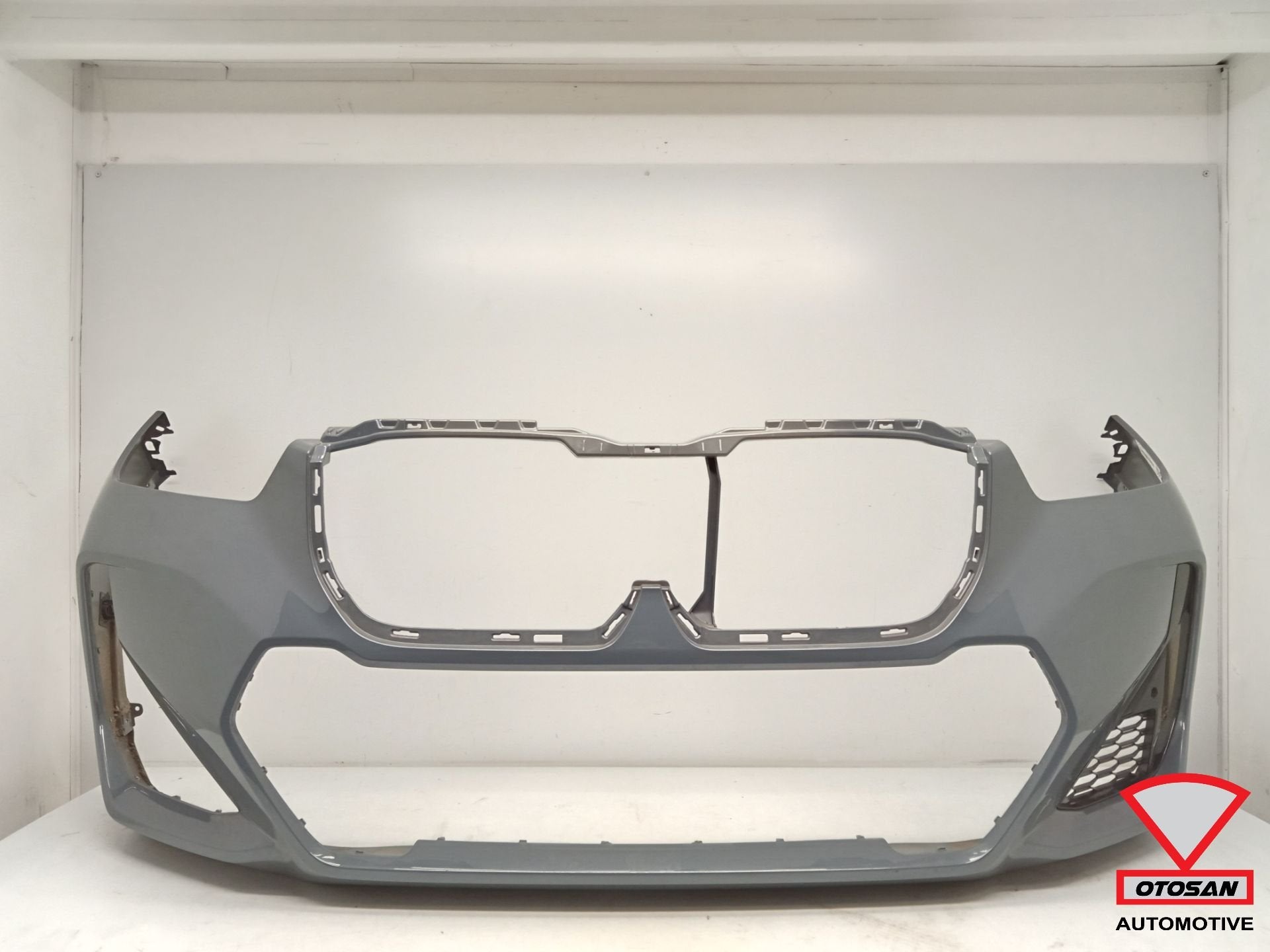 BMW X1 U11 M Pakket Voorbumper Bumper 6xPDC Origineel!, Petuelring 130
80788  Munich, DE, Gebruikt, Info@bmw.de, Bumper