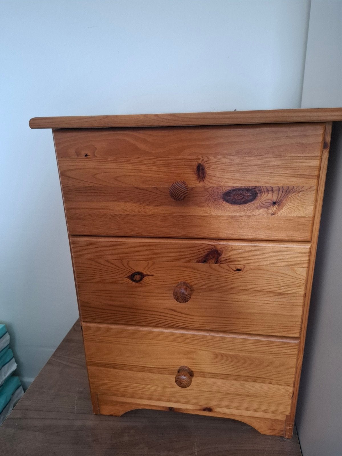 Nachtkastje, Huis en Inrichting, Kasten | Ladekasten, Ophalen, Overige materialen, Minder dan 50 cm, Gebruikt
