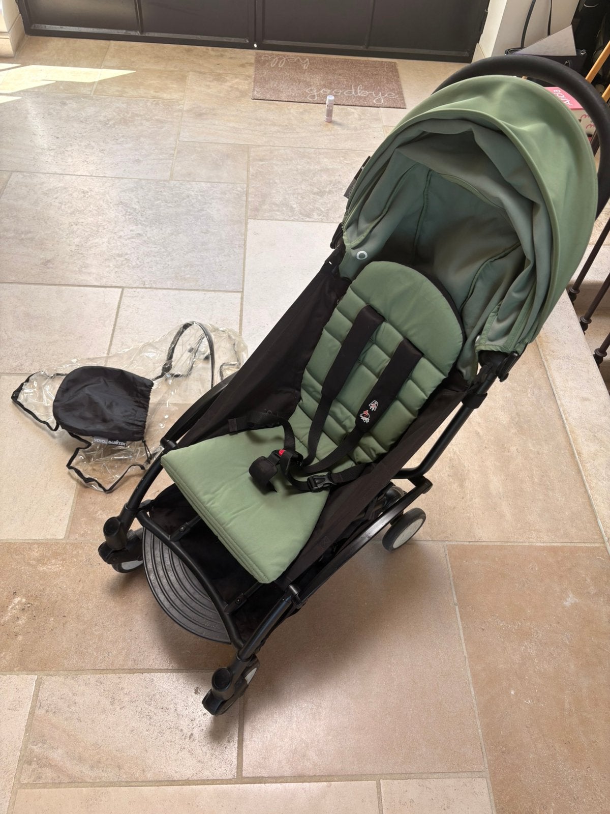 Pousette Yoyo, Enfants & Bébés, Enlèvement, Utilisé