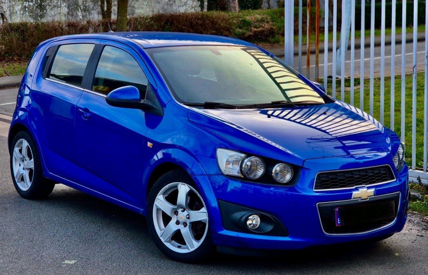 chevrolet aveo 85kw 16ess clima 135mkm ctok 3500€, Autos, Euro 5, Aveo, Boîte manuelle, 5 portes