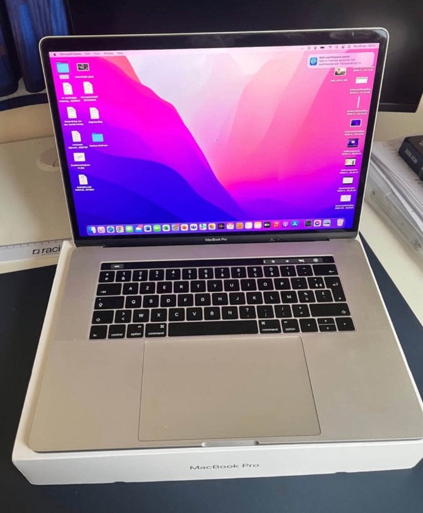 MacBook Pro 15" – 16 GB RAM – Touch Bar – Space Grey –, Informatique & Logiciels, 512 GB, Utilisé, Azerty, 15 pouces