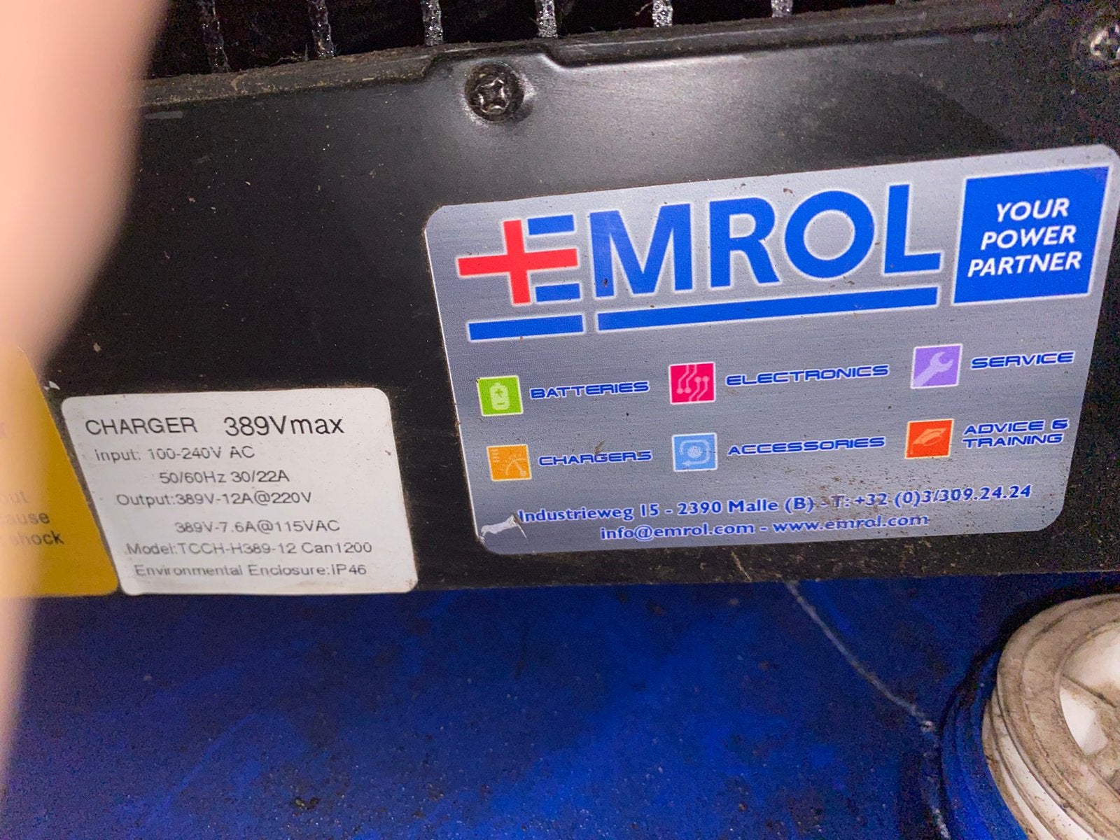 Omvormer transfo 220v naar 380v, Autos : Pièces & Accessoires