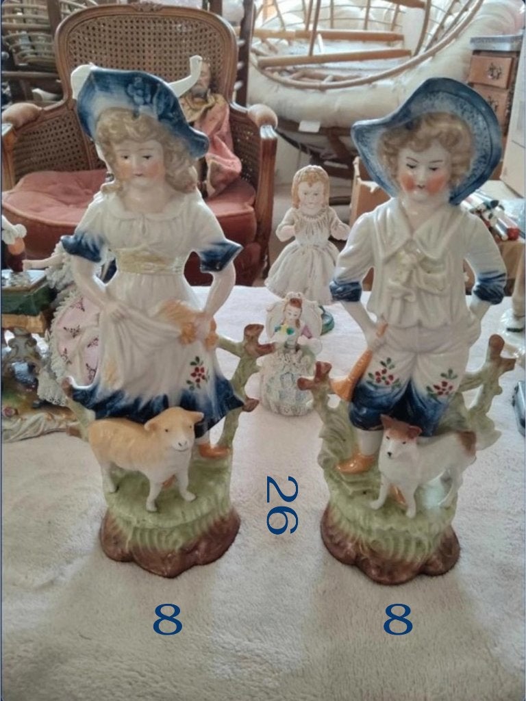 Paire anciennes figurines porcelaine bergers Germany 3883, Antiquités & Art, Enlèvement ou Envoi
