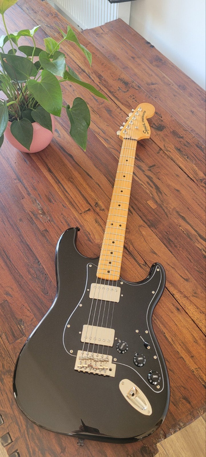 Kop van de Fender Stratocaster Squier 70's, Muziek en Instrumenten, Ophalen, Zo goed als nieuw, Solid body, Fender
