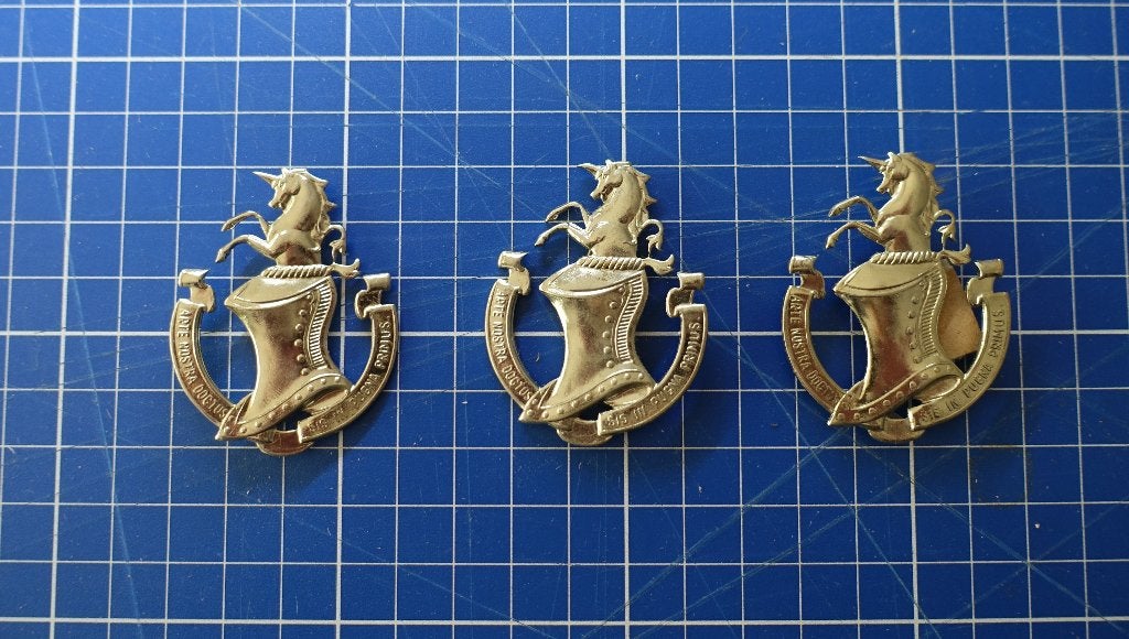 ABL #56 - MUTSKENTEKEN SCHOOL DER PANTSERTROEPEN #1, Verzamelen, Ophalen of Verzenden, Landmacht, Embleem of Badge