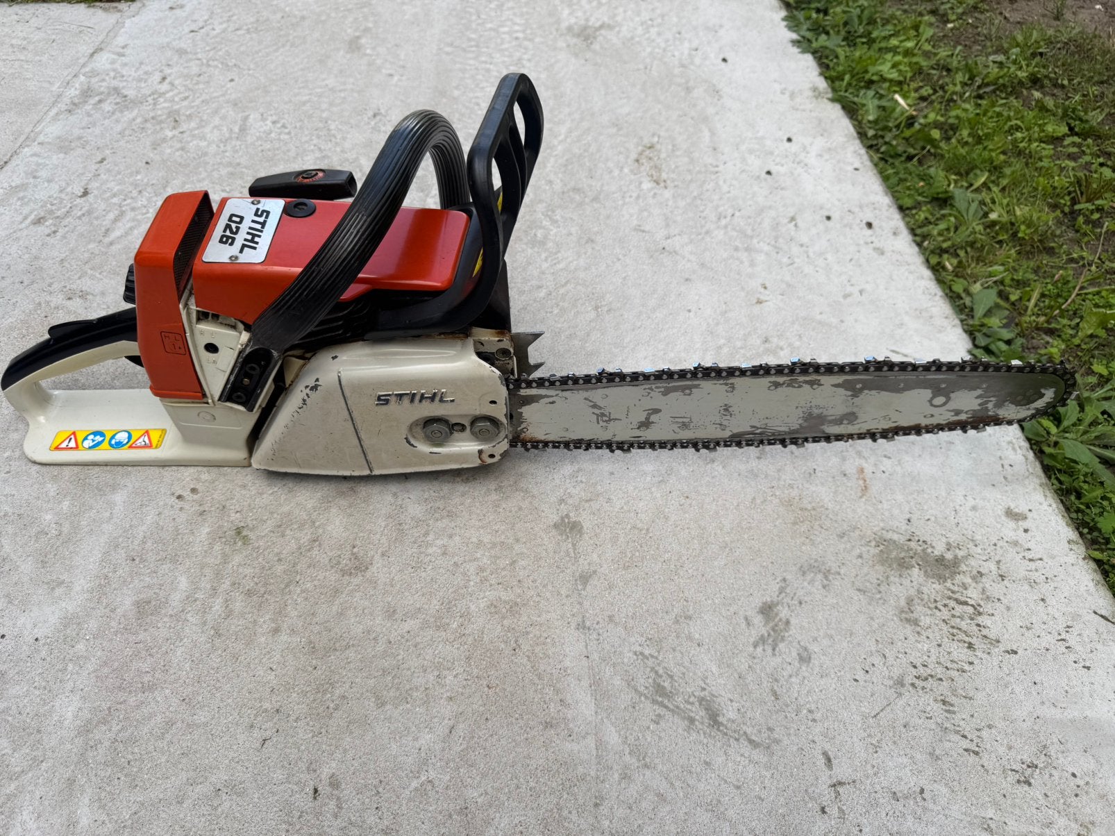 Stihl zaag, Ophalen, Zo goed als nieuw