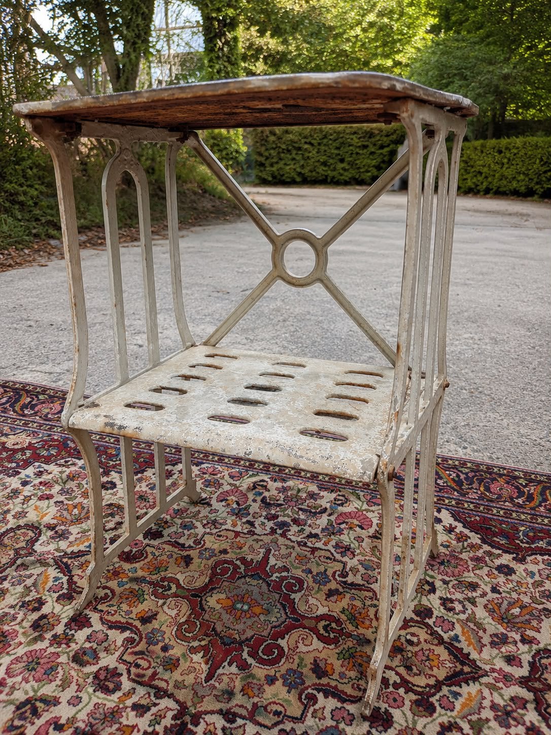 Artdeco ijzeren  tuintafeltje, Ophalen