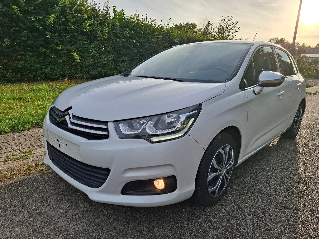 Citroën C4 1.2i 110 Pk Benzine — 5 Deuren — 2016, Auto's, Voorwielaandrijving, Dealer onderhouden, Stof, Euro 6