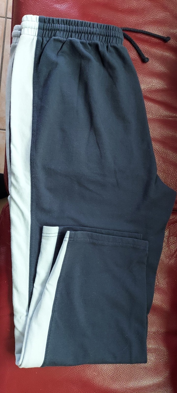 pantalon dame sport marine 48, Enlèvement ou Envoi