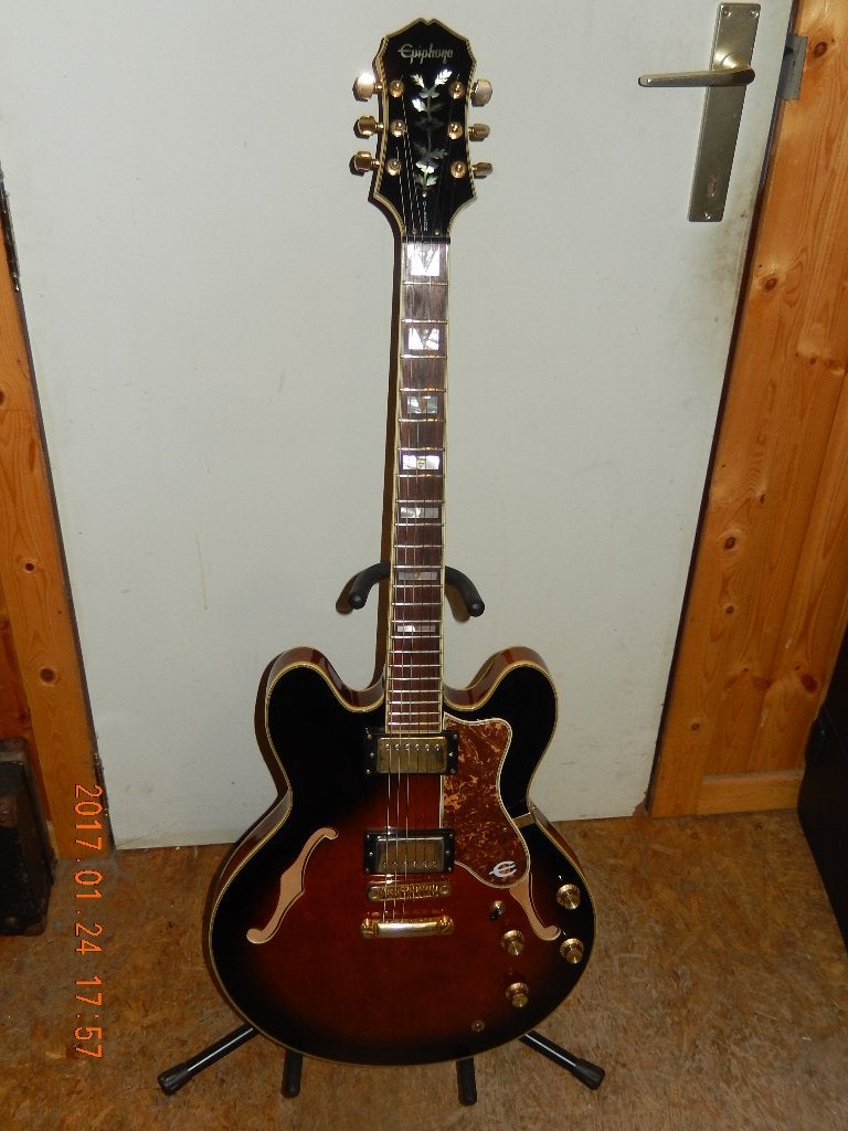 Epiphone sheraton II Korea + koffer, Enlèvement, Comme neuf, Semi-solid body, Epiphone