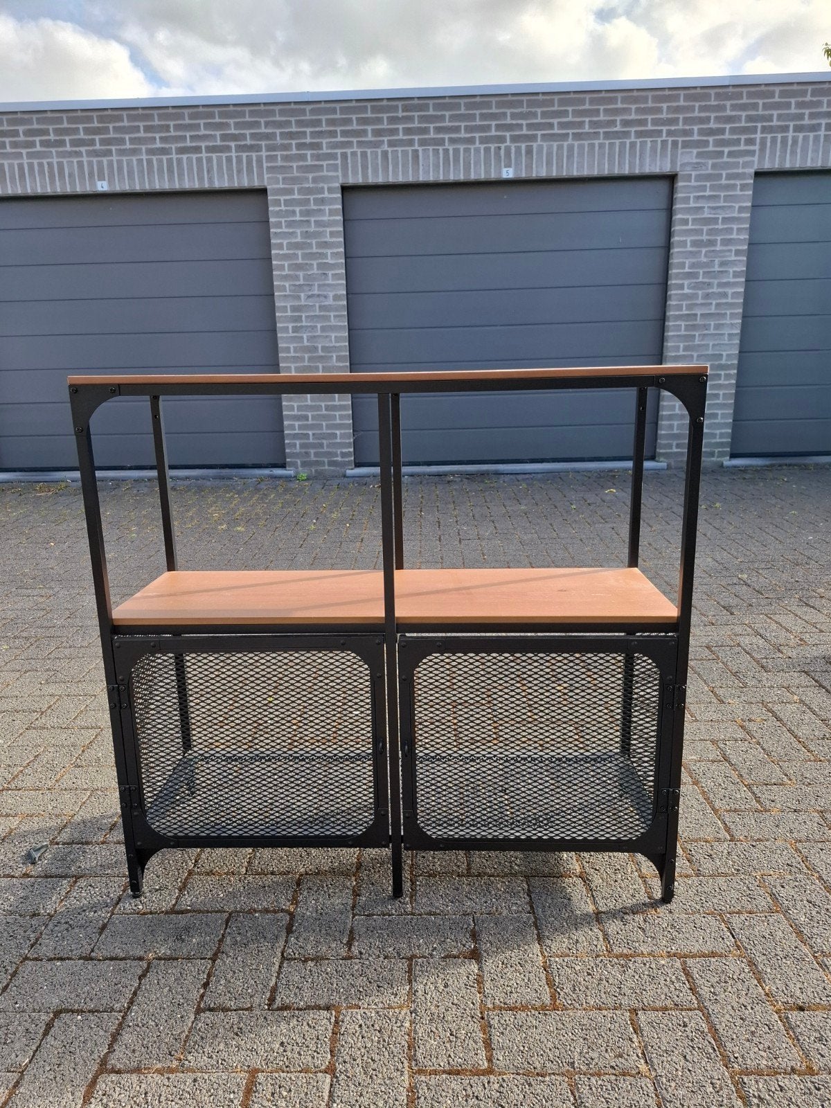 Boekenkast IKEA, Ophalen
