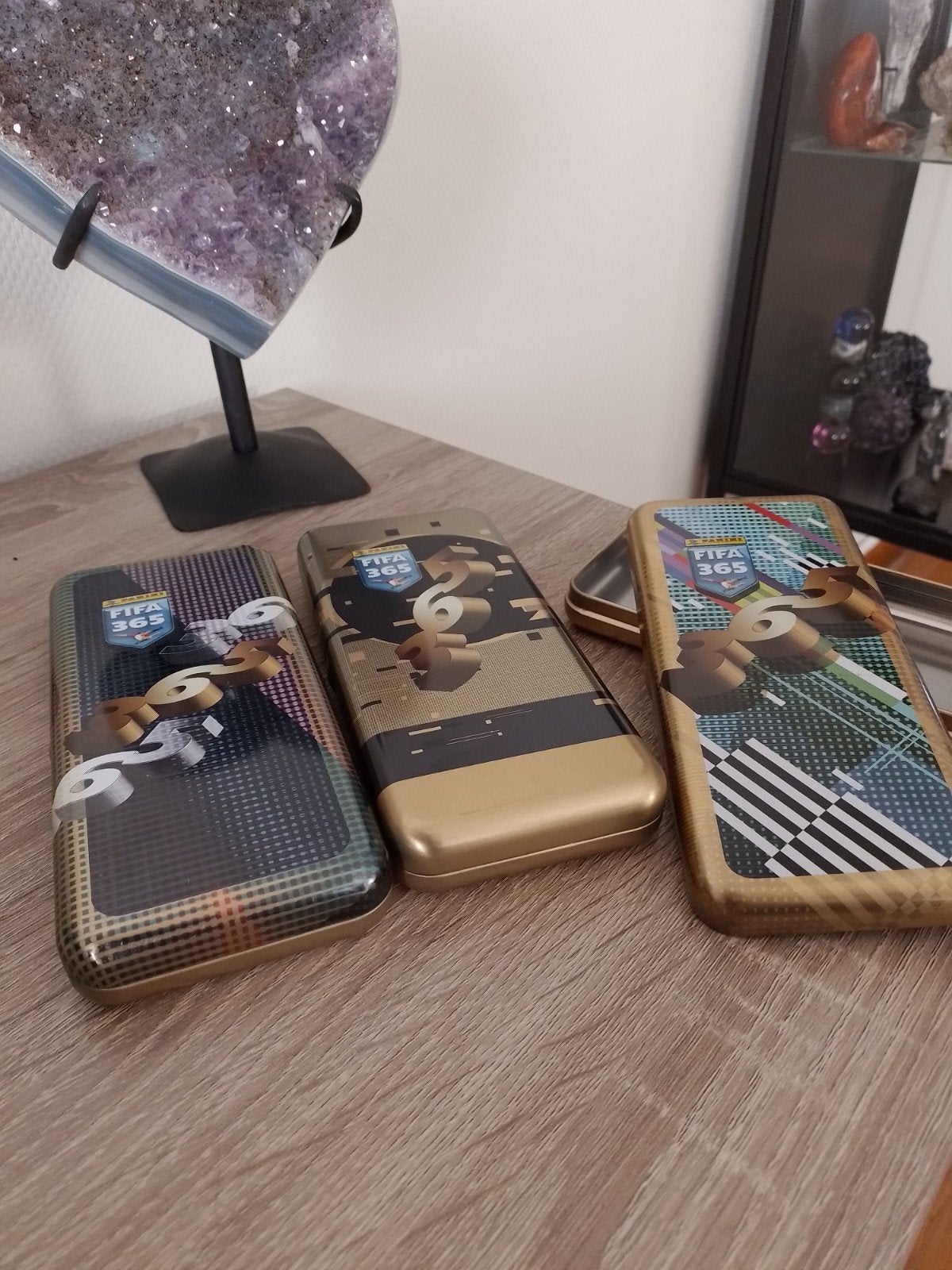 PANINI FIFA 365 ADRENALYN XL 2025 TIN BOX, Enlèvement ou Envoi, Neuf