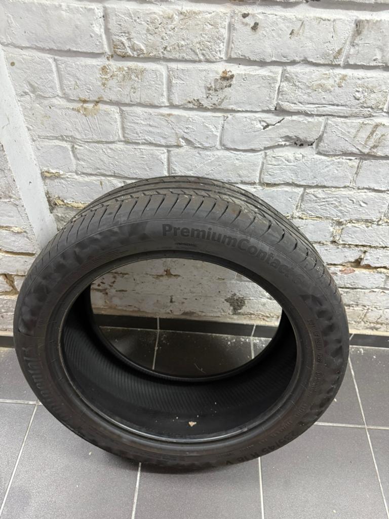 1 seul pneu !!! a vendre, Ophalen