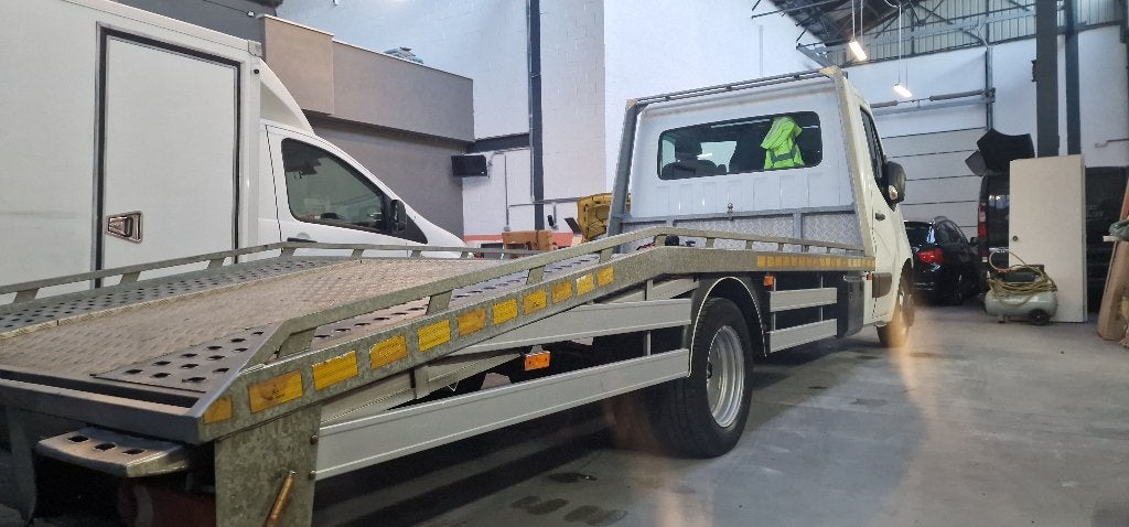 Renault master 2.3 depanneuse, Autos, Achat, Ordinateur de bord, 3 places, 2 portes