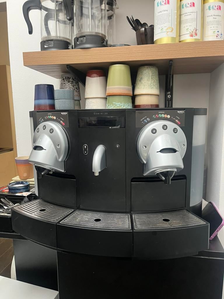 Nespresso Pro Gemini 200, Electroménager, Enlèvement, Comme neuf