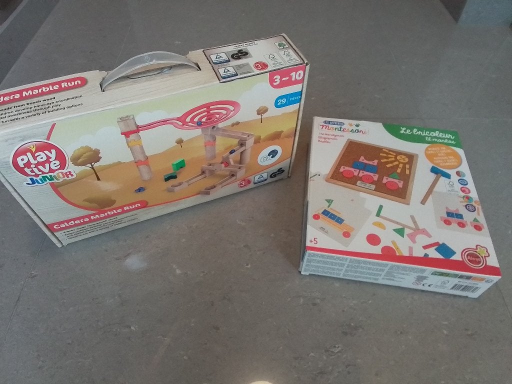 Montessori klusjesman + Playtive knikkerbaan, Kinderen en Baby's, Ophalen, Zo goed als nieuw