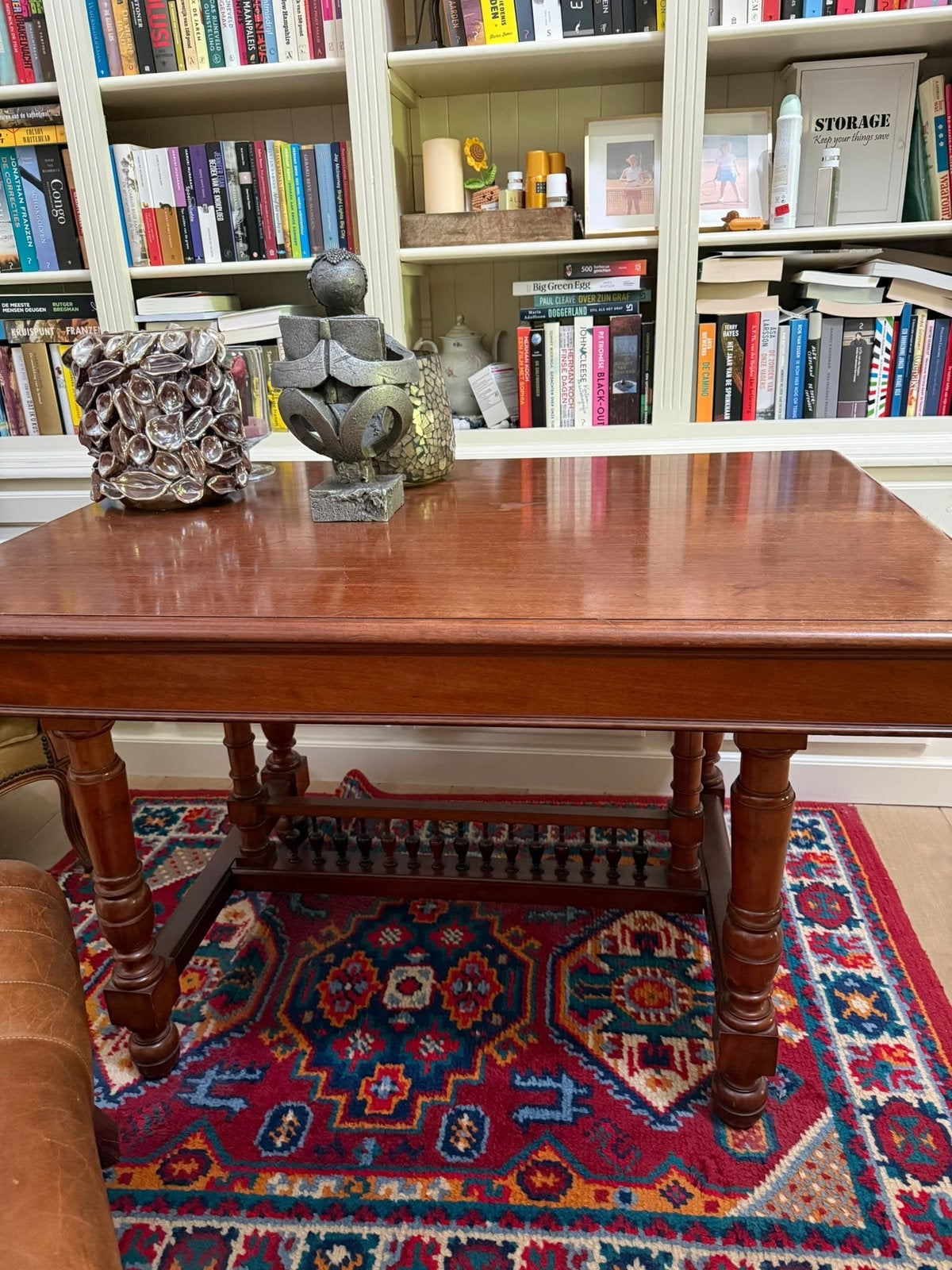 Klassieke houten tafel, Ophalen