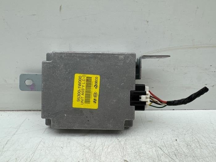 DC/CD convertisseur d'un Kia Rio, Autos : Pièces & Accessoires, Électronique & Câbles, Kia, Utilisé, 3 mois de garantie, Enlèvement ou Envoi