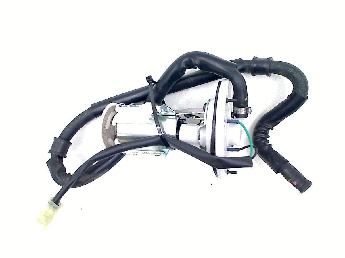 POMPE CARBURANT C Kymco Super 8R 50 (17550-AAB6-E15), P.J. Troelstraweg 8 8
3144 CX  MAASSLUIS, NL, Utilisé, Autres types, Dhr. S. di Majo